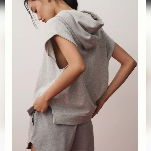 DAILY PRACTICE By Anthropologie Team Spirit Sleeveless Hooded Sweatshirt.XL NWT - Picture 5 of 12